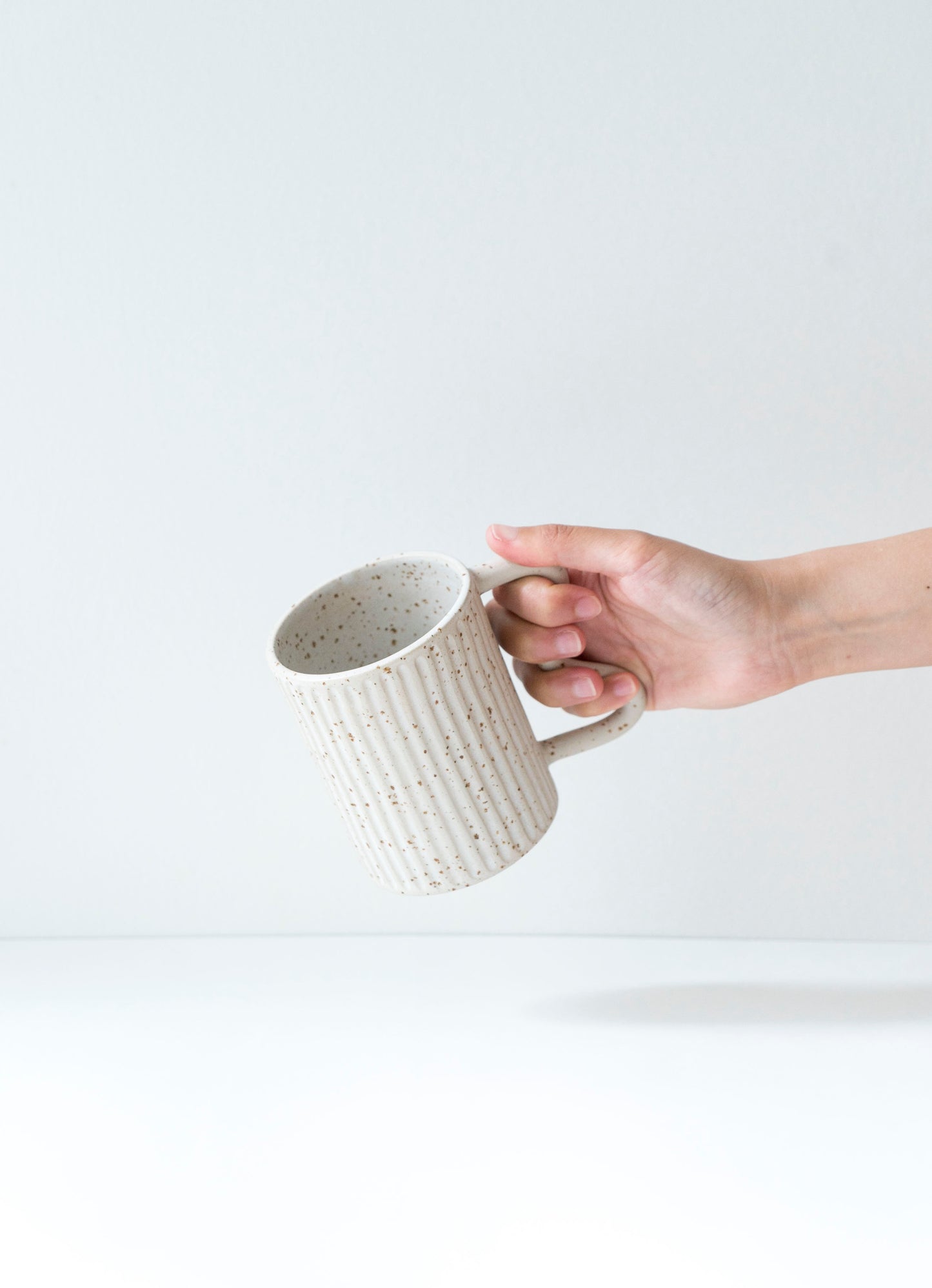 Grande tasse texture anse n|1