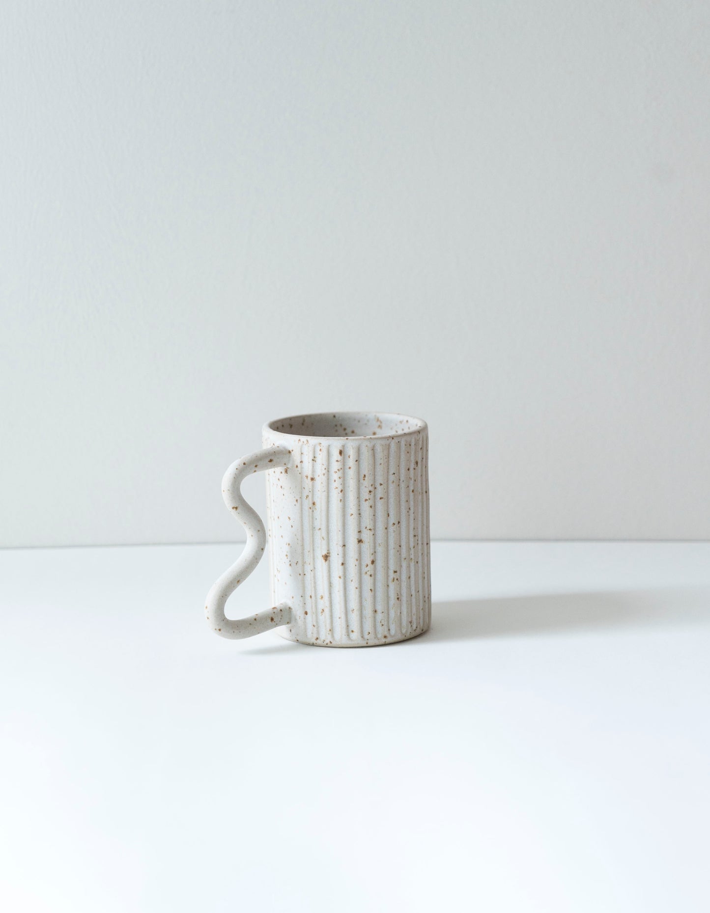 Grande tasse texture anse n|1