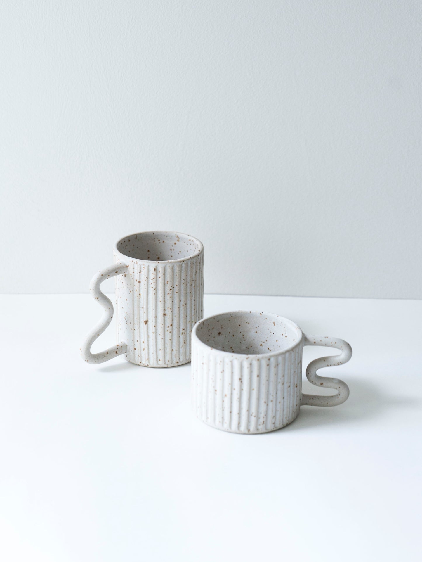 Grande tasse texture anse n|1